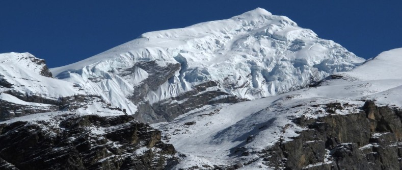 Chulu West Peak Climbing
